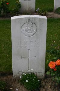 Dozinghem Military Cemetery - Partridge, S
