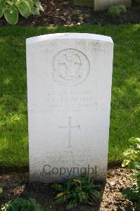 Dozinghem Military Cemetery - Pearson, Reginald Charles