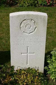 Dozinghem Military Cemetery - Pearson, Walter Ernest
