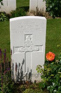 Dozinghem Military Cemetery - Perkins, James Richard