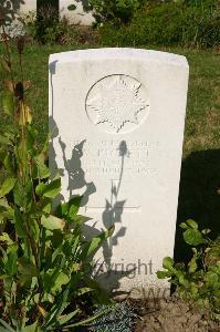Dozinghem Military Cemetery - Pickett, W
