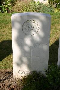 Dozinghem Military Cemetery - Player, W H