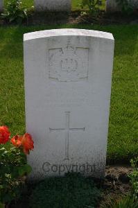 Dozinghem Military Cemetery - Portass, O