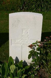 Dozinghem Military Cemetery - Porteous, Robert James