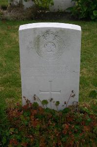 Dozinghem Military Cemetery - Preen, Henry