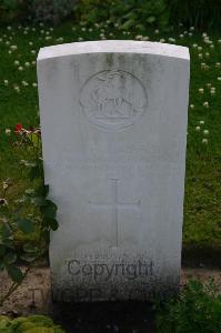 Dozinghem Military Cemetery - Pritchard, Gerald Henry