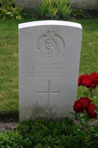 Dozinghem Military Cemetery - Pummell, Ephraim