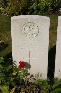 Dozinghem Military Cemetery - Quinn, John