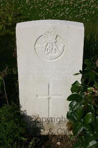 Dozinghem Military Cemetery - Rawnsley, J G