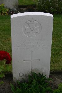 Dozinghem Military Cemetery - Reffell, A G