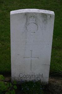 Dozinghem Military Cemetery - Richardson, Henry Keefe