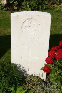 Dozinghem Military Cemetery - Rigby, George Hilton