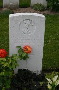 Dozinghem Military Cemetery - Roberts, Alfred Henry