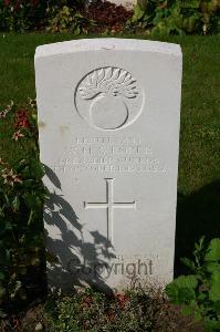 Dozinghem Military Cemetery - Roper, William Horace Stanley