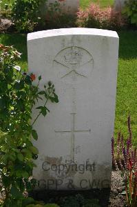 Dozinghem Military Cemetery - Ross, John