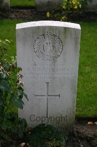 Dozinghem Military Cemetery - Ruddlesdin, H