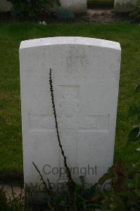 Dozinghem Military Cemetery - Ryan, D J