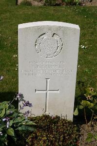 Dozinghem Military Cemetery - Samuels, Theophilus Raymond