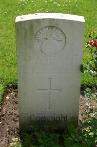 Dozinghem Military Cemetery - Scott, Ernest