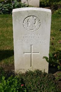 Dozinghem Military Cemetery - Scott, John Welsh