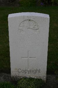Dozinghem Military Cemetery - Scott, Maxwell