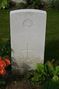 Dozinghem Military Cemetery - Shepherd, Leslie