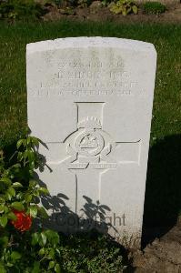 Dozinghem Military Cemetery - Sibbering, John