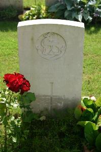 Dozinghem Military Cemetery - Snell, A