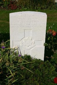 Dozinghem Military Cemetery - Snowden, Robert