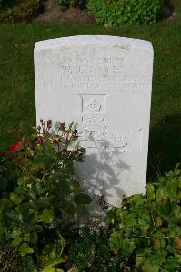 Dozinghem Military Cemetery - Stokes, W J