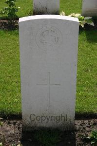 Dozinghem Military Cemetery - Stoppard, J