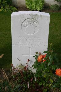 Dozinghem Military Cemetery - Sturgeon, Albert
