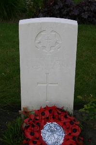 Dozinghem Military Cemetery - Syminton, George Charles
