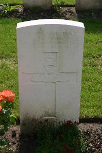Dozinghem Military Cemetery - Tait, W