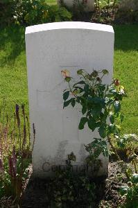 Dozinghem Military Cemetery - Tanner, William Sidney