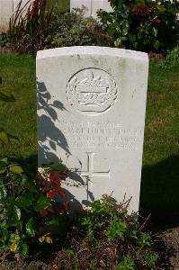 Dozinghem Military Cemetery - Terrett, William Arthur