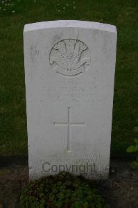 Dozinghem Military Cemetery - Thomas, Thomas Henry