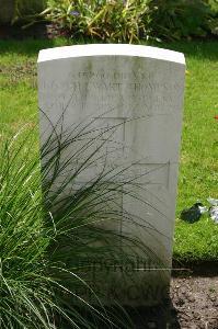 Dozinghem Military Cemetery - Thompson, Joseph Ewart