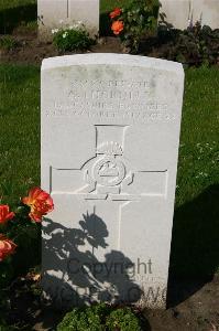 Dozinghem Military Cemetery - Thornley, Arthur