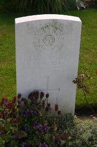 Dozinghem Military Cemetery - Trevellyan, J