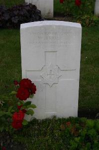 Dozinghem Military Cemetery - Trull, W