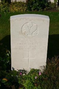 Dozinghem Military Cemetery - Turtle, J H D