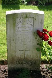 Dozinghem Military Cemetery - Wake, W