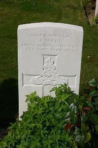 Dozinghem Military Cemetery - Wall, J