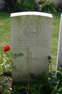 Dozinghem Military Cemetery - Walwyn, A H