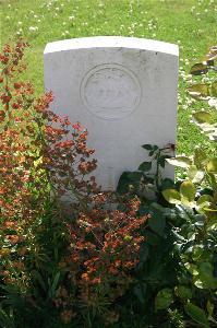 Dozinghem Military Cemetery - Ward, S R