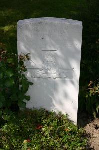 Dozinghem Military Cemetery - Wenlock, Joseph