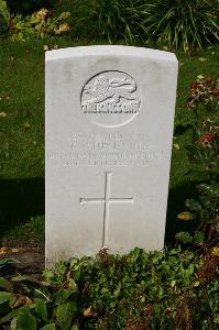 Dozinghem Military Cemetery - Whiteside, T