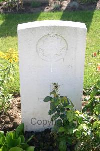 Dozinghem Military Cemetery - Whiting, Ernest Frank