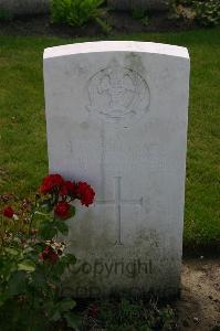 Dozinghem Military Cemetery - Whittaker, Harold Percy